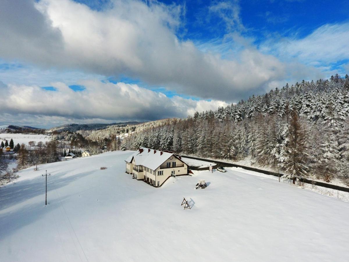 Dwor I Dworek Leszczowate Wellness & Spa Ustrzyki Dolne Exterior photo