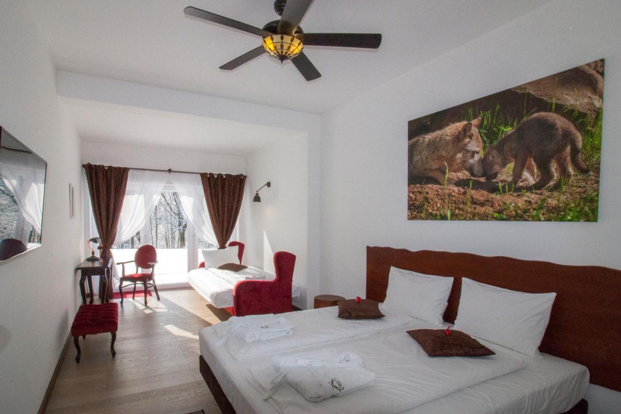 Dwor I Dworek Leszczowate Wellness & Spa Ustrzyki Dolne Exterior photo
