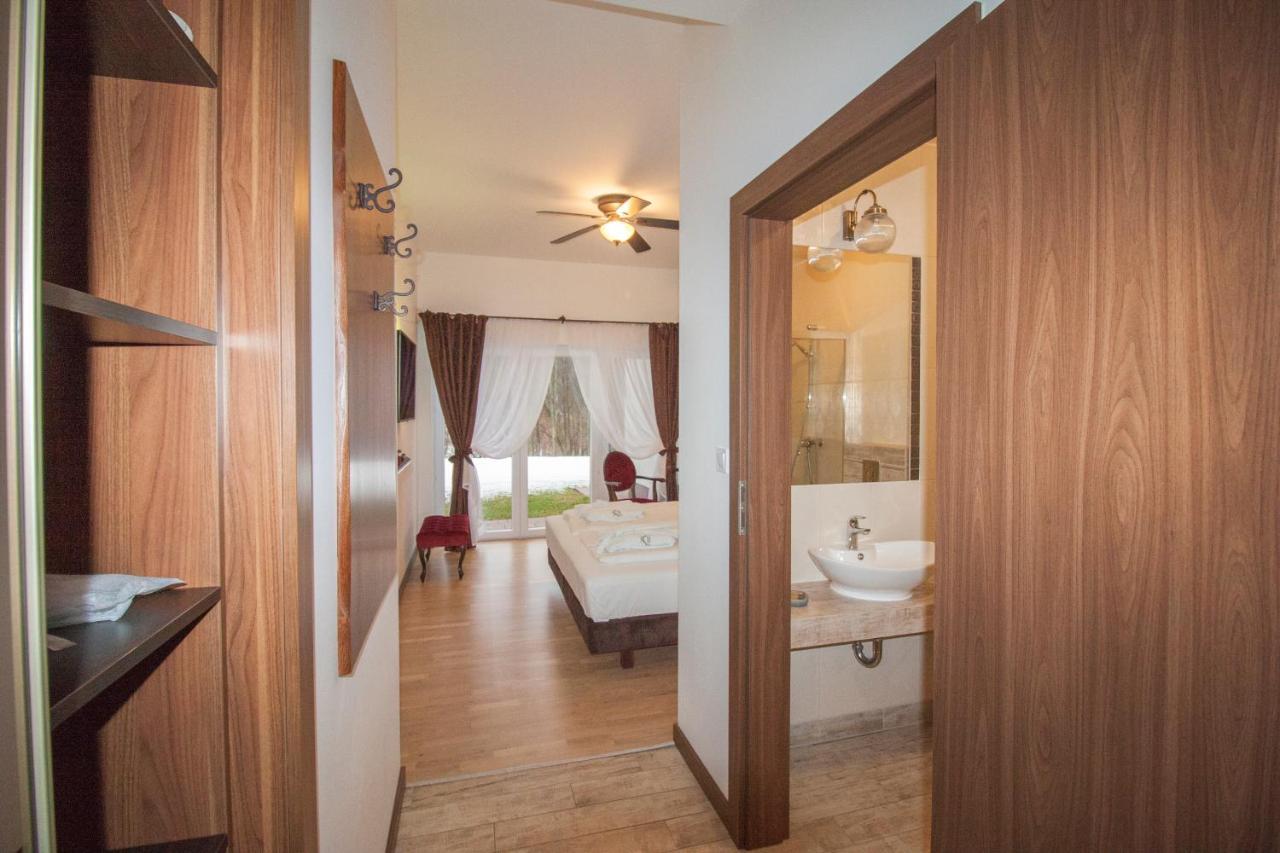 Dwor I Dworek Leszczowate Wellness & Spa Ustrzyki Dolne Exterior photo