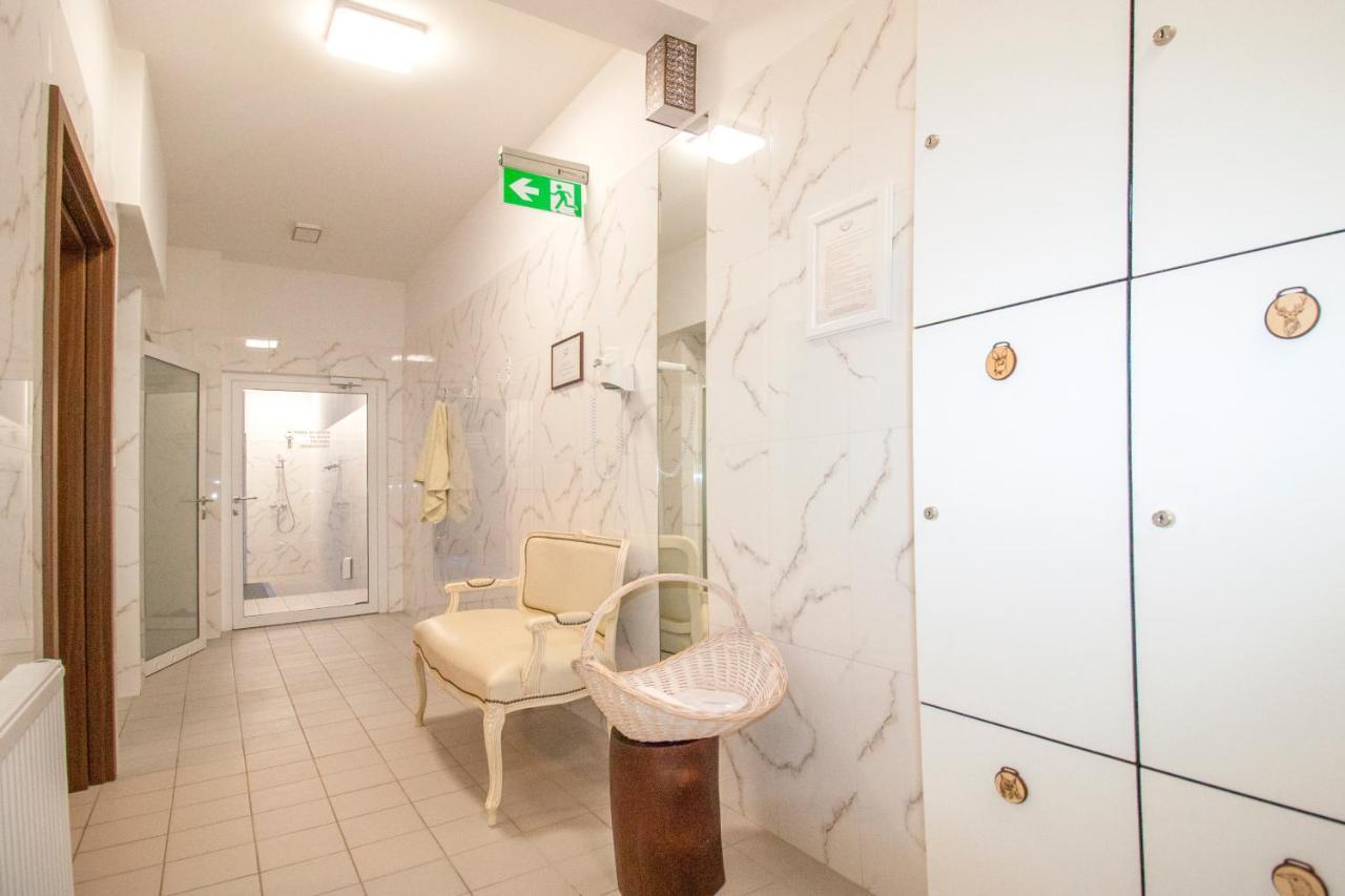 Dwor I Dworek Leszczowate Wellness & Spa Ustrzyki Dolne Exterior photo