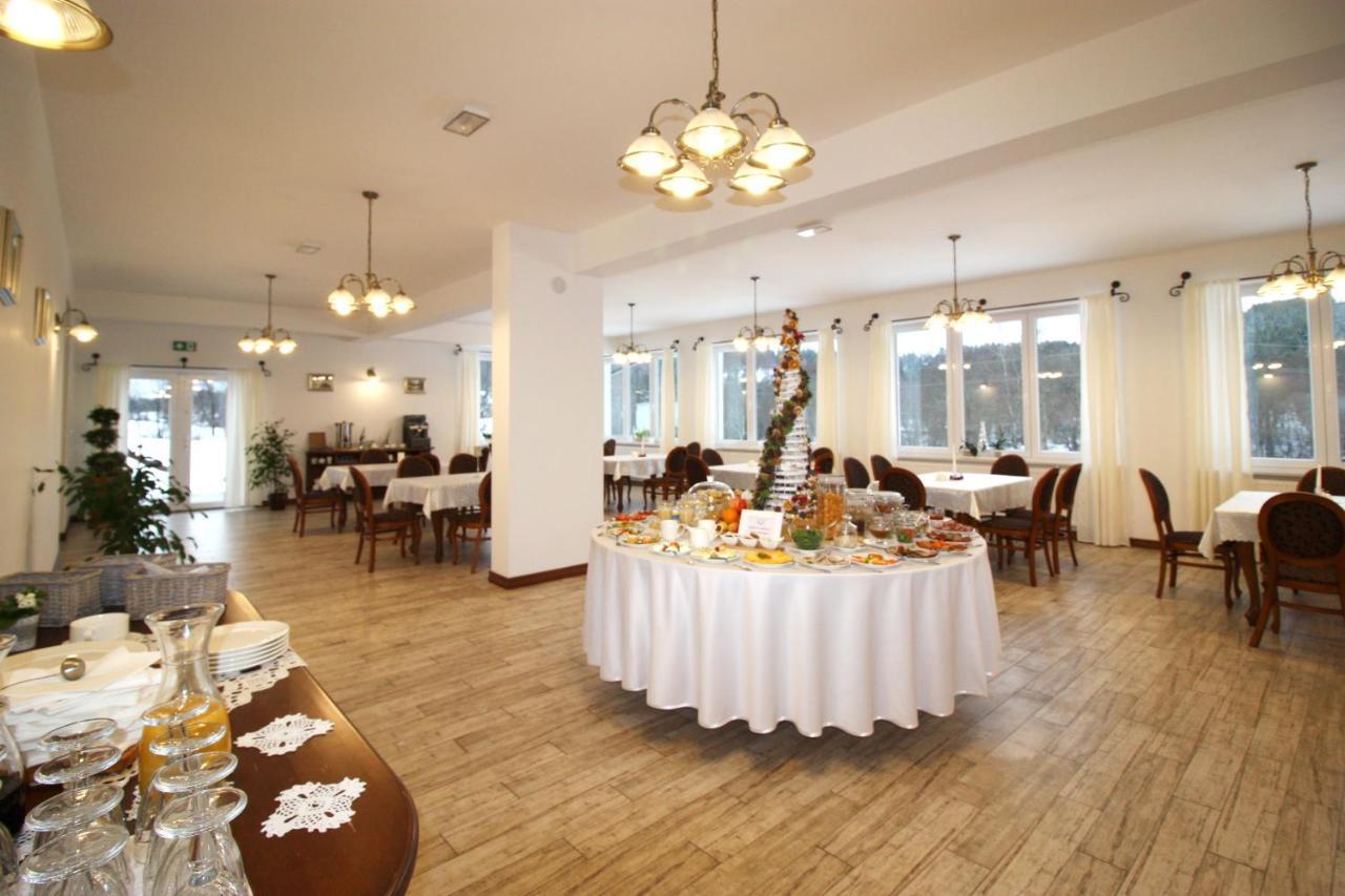 Dwor I Dworek Leszczowate Wellness & Spa Ustrzyki Dolne Exterior photo