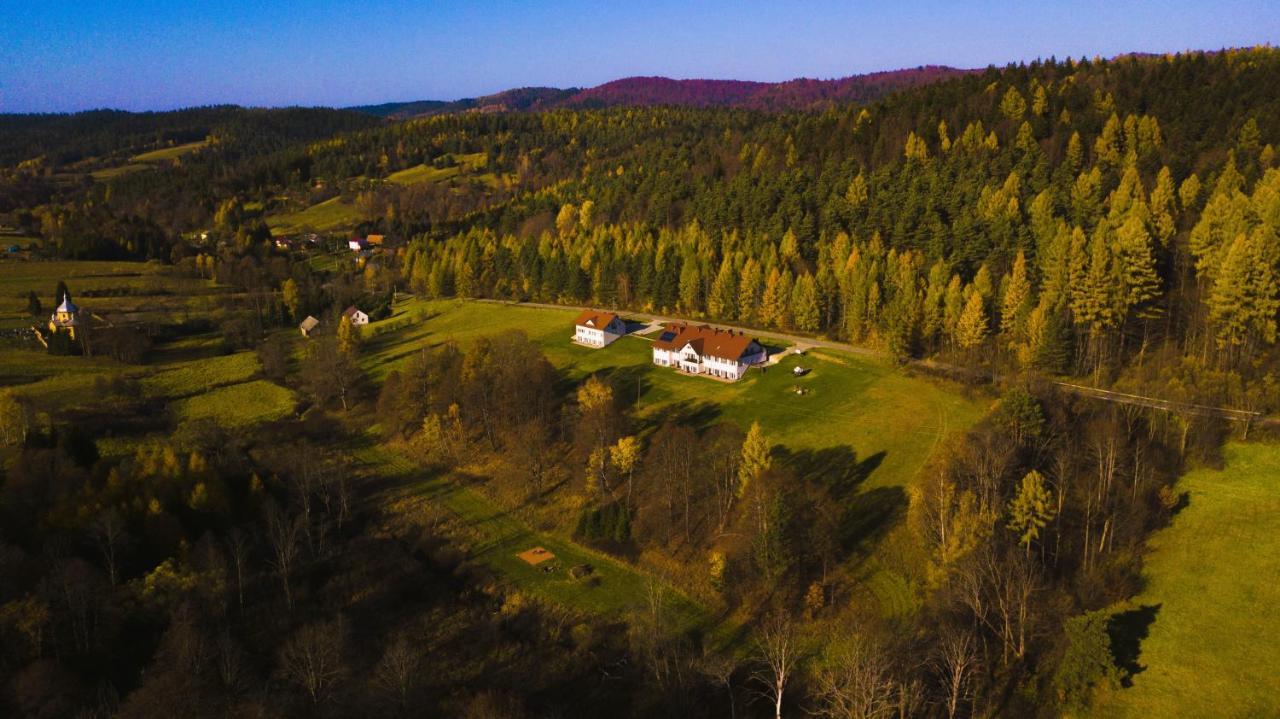 Dwor I Dworek Leszczowate Wellness & Spa Ustrzyki Dolne Exterior photo